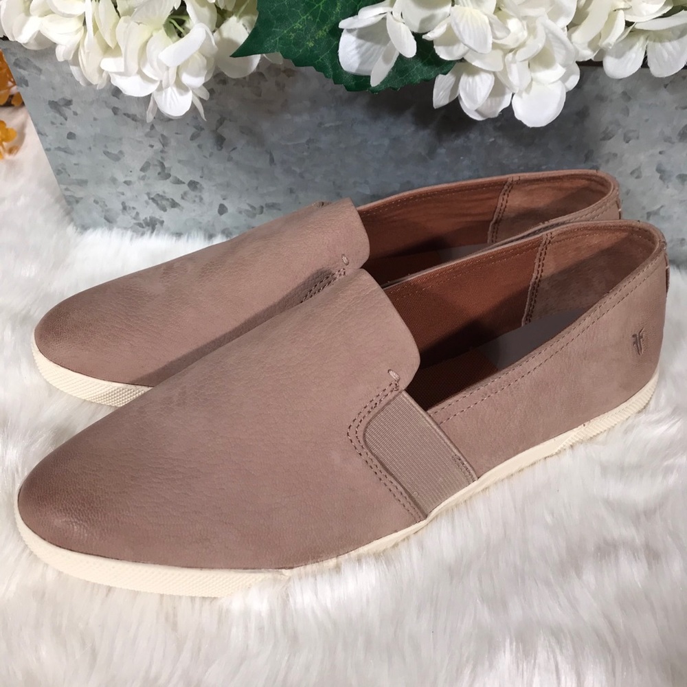 NEW Frye Taupe Lisa Slip-On Sneaker